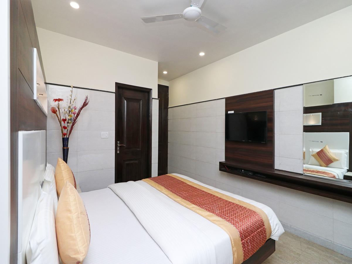 Oyo 11594 Hotel Tvs Nuova Delhi Esterno foto